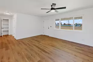 1960 10th Ave, Olivehurst, CA 95961 - Photo 7