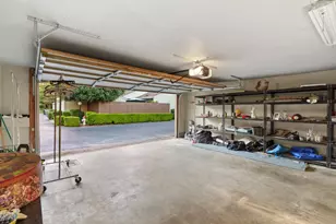 1310 Commons Dr, Sacramento, CA 95825 - Photo 21