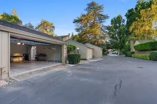 1310 Commons Dr, Sacramento, CA 95825 - Photo 43