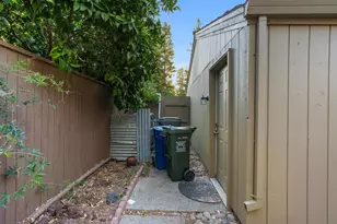 1310 Commons Dr, Sacramento, CA 95825 - Photo 41