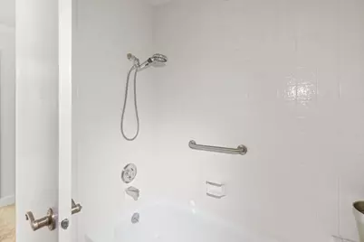 1310 Commons Drive, Sacramento, CA 95825 - Photo 15