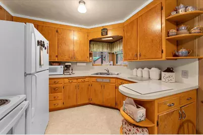 18128 Cedar, Willow Creek, CA 96061 - Photo 5