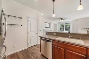 24 S Alonsa Ln, Mountain House, CA 95391 - Photo 9