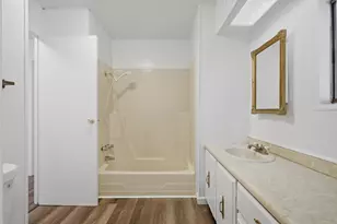 Amberglen Dr, Sacramento, CA 95823 - Photo 17