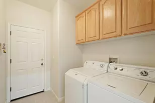 1800 St Mayeul Dr, Modesto, CA 95356 - Photo 23