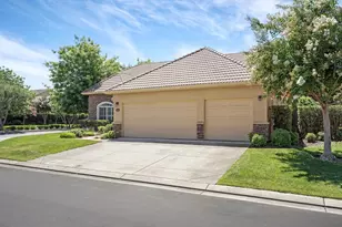 1800 St Mayeul Dr, Modesto, CA 95356 - Photo 3