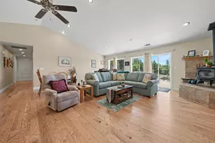 19484 Deerwood Dr, Volcano, CA 95689 - Photo 5