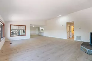 19617 Victoria Dr, Grass Valley, CA 95949 - Photo 11