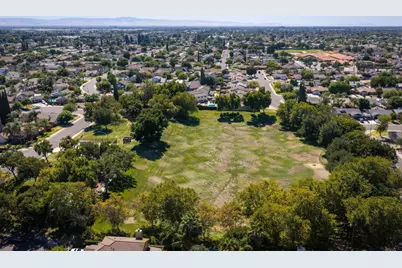 2620 Riverpark Drive, Modesto, CA 95351 - Photo 39