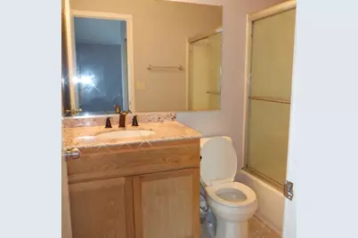 8425 Vintage Park Drive, Sacramento, CA 95828 - Photo 9
