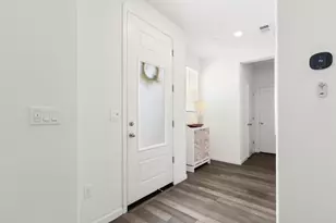 8800 Ariston Ln, Elk Grove, CA 95758 - Photo 5