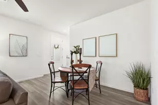 8800 Ariston Ln, Elk Grove, CA 95758 - Photo 7