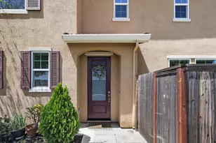 8800 Ariston Ln, Elk Grove, CA 95758 - Photo 3