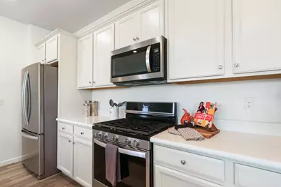 8800 Ariston Lane, Elk Grove, CA 95758 - Photo 17