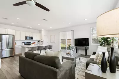 8800 Ariston Lane, Elk Grove, CA 95758 - Photo 9