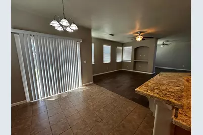 948 Lake Park Avenue, Galt, CA 95632 - Photo 5