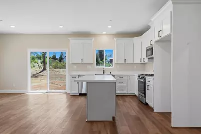 8654 Skyway, Paradise, CA 95969 - Photo 19