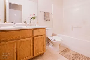 2103 W Solis St, Merced, CA 95348 - Photo 13