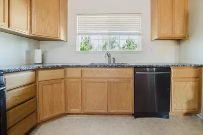 2103 W Solis Street, Merced, CA 95348 - Photo 37