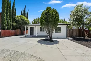 532 E Alpine Ave, Stockton, CA 95204 - Photo 1