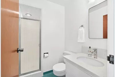 7714 Parkwoods Drive, Stockton, CA 95207 - Photo 21