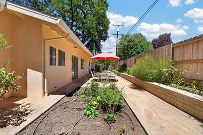 7714 Parkwoods Drive, Stockton, CA 95207 - Photo 63