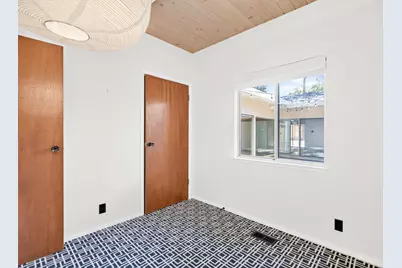 7714 Parkwoods Drive, Stockton, CA 95207 - Photo 19