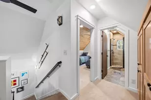 5222 Alpine Way, Soda Springs, CA 95728 - Photo 29
