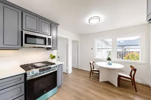 929 Capistrano Dr, Salinas, CA 93901 - Photo 15