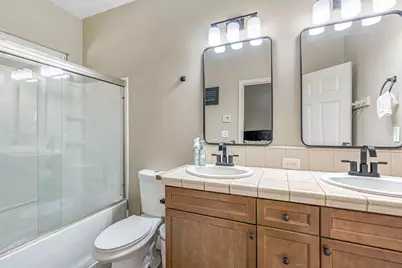 6336 W Wrenwood Lane, Fresno, CA 93723 - Photo 19