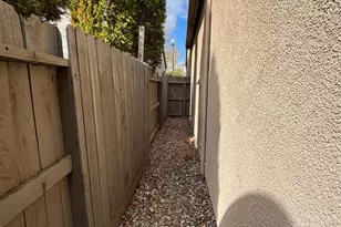 3208 Ardley Dr, Roseville, CA 95747 - Photo 21