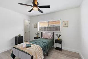 832 W 8th St, Stockton, CA 95206 - Photo 25