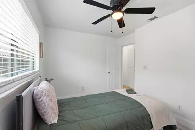 832 W 8th Street, Stockton, CA 95206 - Photo 27