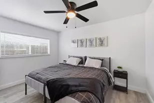 832 W 8th St, Stockton, CA 95206 - Photo 17