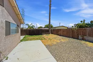 832 W 8th St, Stockton, CA 95206 - Photo 35
