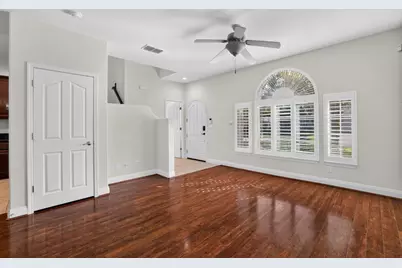2806 Maybrook Drive, Sacramento, CA 95835 - Photo 11