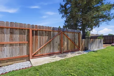 6244 Robin Avenue, Livingston, CA 95334 - Photo 29