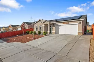 1237 E Orange St, Avenal, CA 93204 - Photo 3
