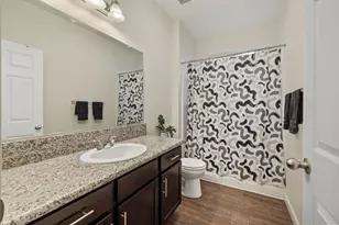 1237 E Orange St, Avenal, CA 93204 - Photo 21
