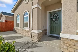 1237 E Orange St, Avenal, CA 93204 - Photo 5