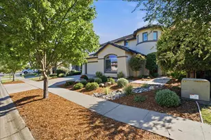 5533 Dunlay Dr, Sacramento, CA 95835 - Photo 1