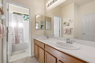 5533 Dunlay Dr, Sacramento, CA 95835 - Photo 43