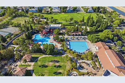 5533 Dunlay Dr, Sacramento, CA 95835 - Photo 61