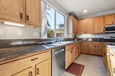 5533 Dunlay Dr, Sacramento, CA 95835 - Photo 23