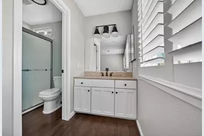 10036 Vanguard Drive, Sacramento, CA 95827 - Photo 29