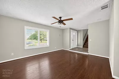 10036 Vanguard Drive, Sacramento, CA 95827 - Photo 3