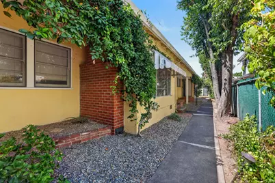 2717 V Street, Sacramento, CA 95818 - Photo 1