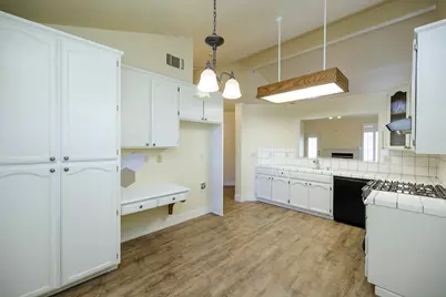 1108 Valencia Court, Modesto, CA 95350 - Photo 21