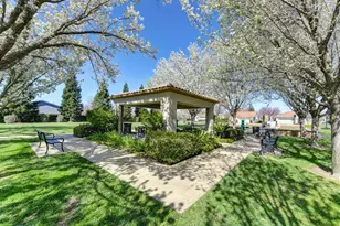 60 Montilla Cir, Sacramento, CA 95835 - Photo 81