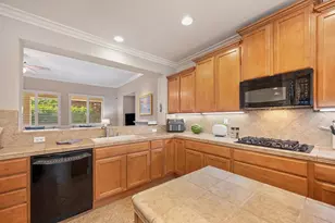 60 Montilla Cir, Sacramento, CA 95835 - Photo 21